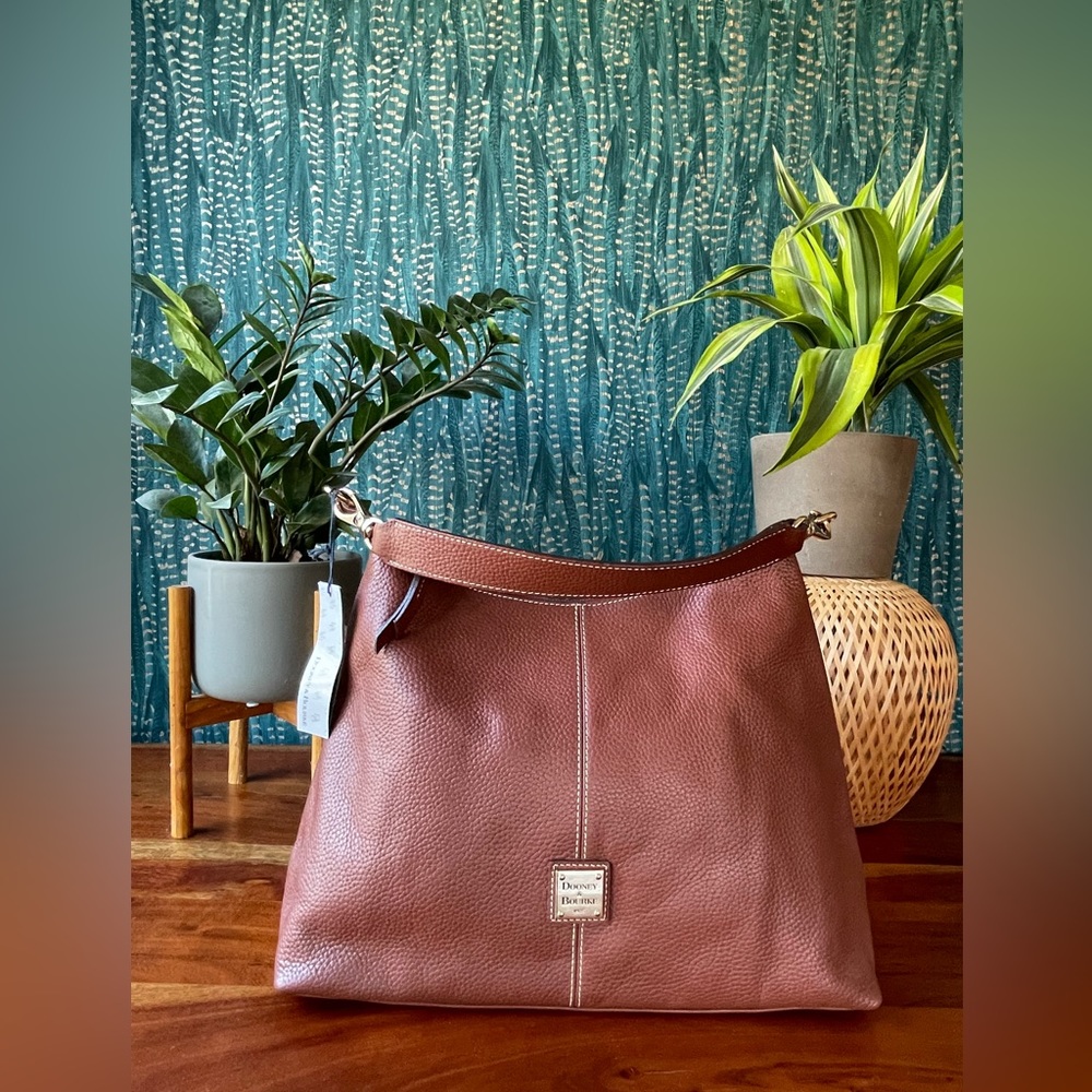 NWT mint Dooney & Bourke hobo Brown pebbled leather shoulder bag